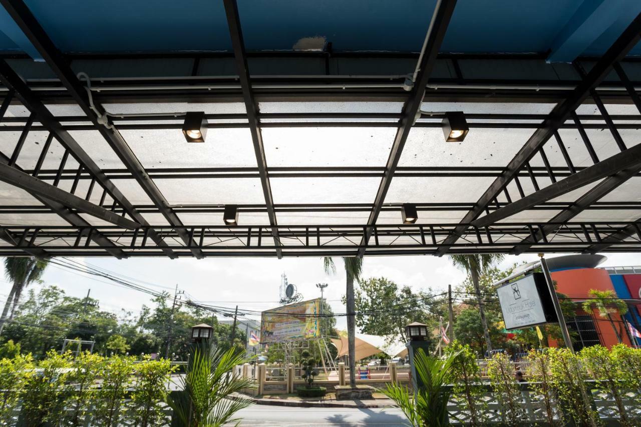 Udomsuk Hotel Satun Buitenkant foto